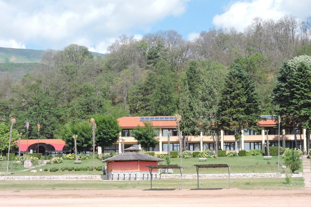 Lakeview Hotel And Resort Otesevo Екстер'єр фото
