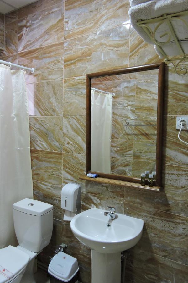Lakeview Hotel And Resort Otesevo Екстер'єр фото